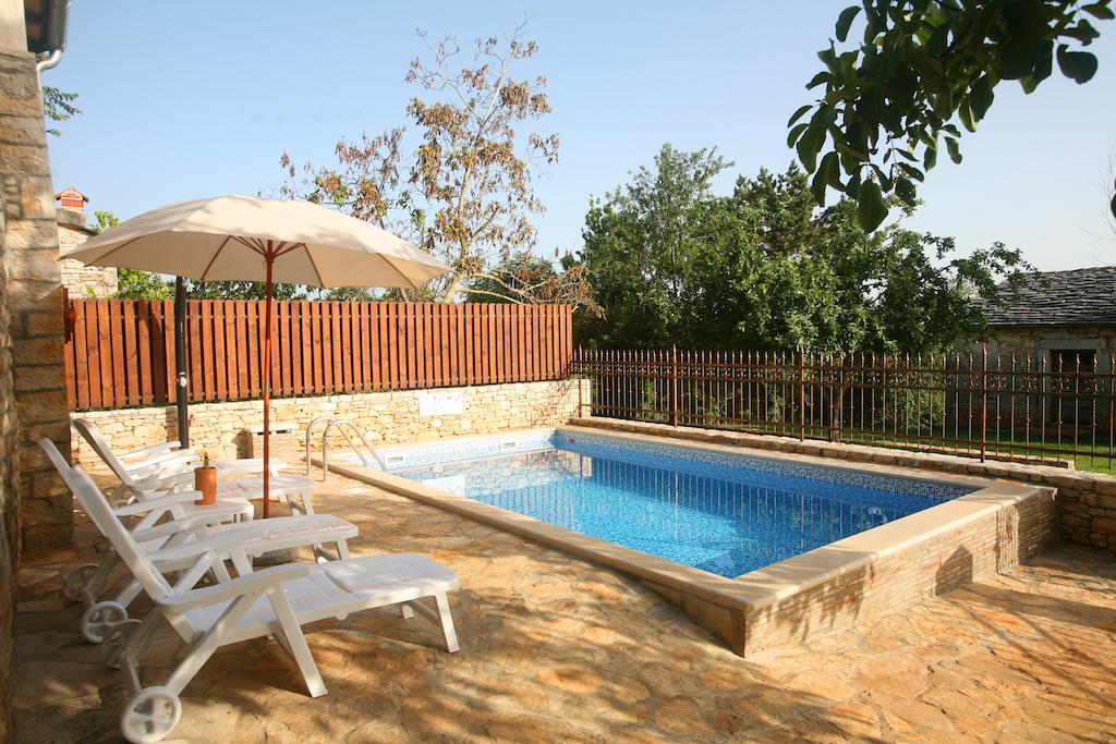 Villa Maria Oprtalj Phòng bức ảnh